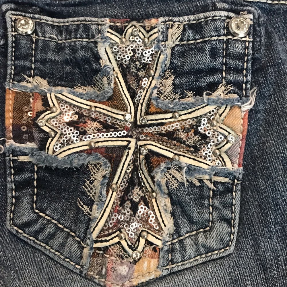 MissMe woman’s jeans.